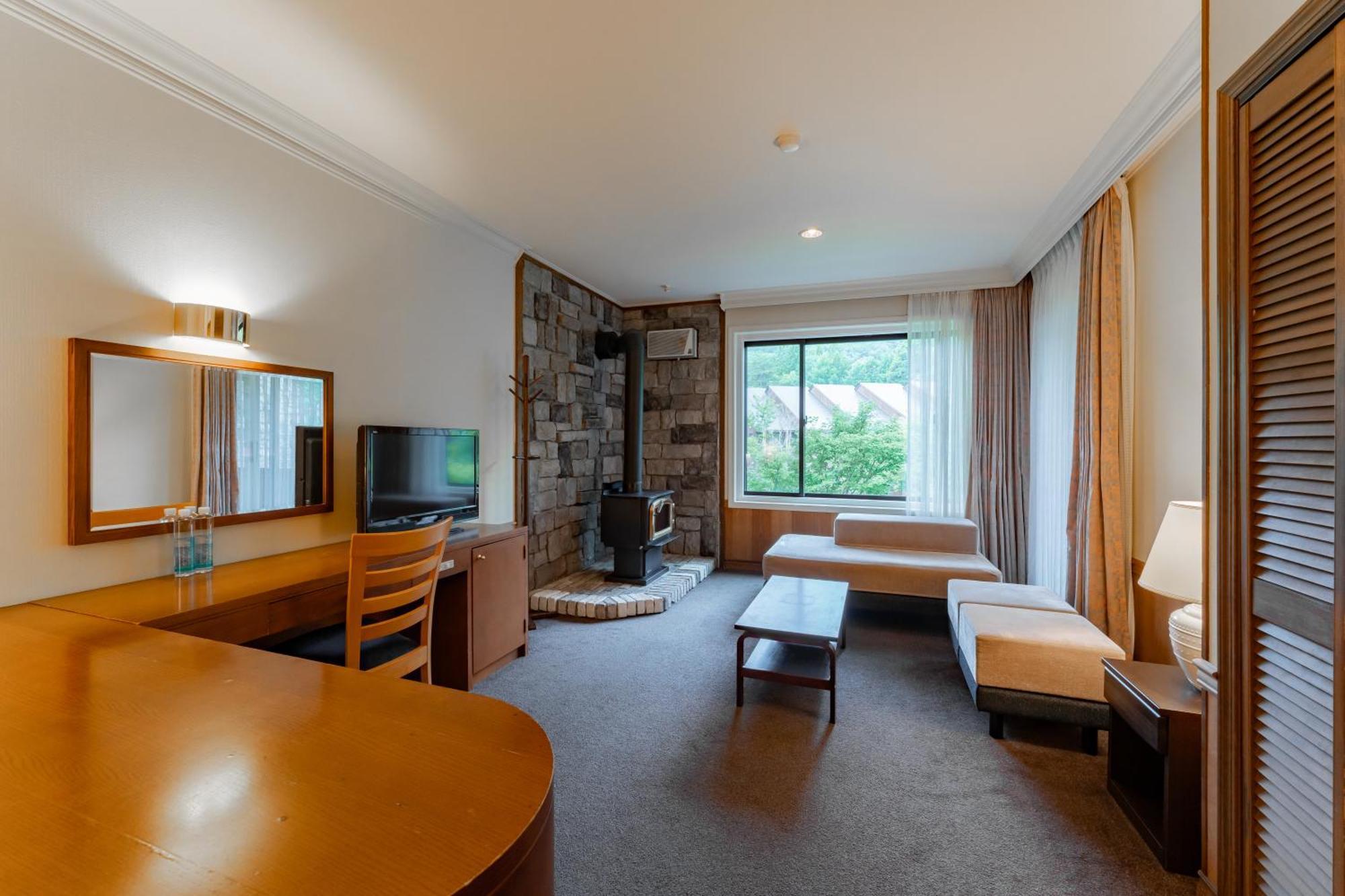Hotel Sierra Resort Hakuba Esterno foto